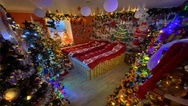 Où jeter son sapin de Noël en Belgique ? Chambre décorée pour Noël