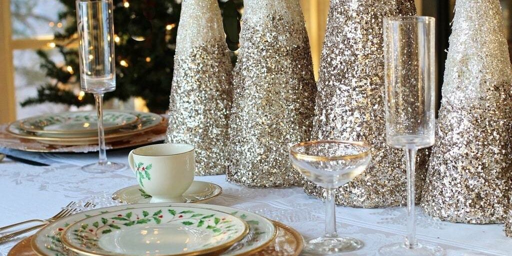 repas de Noël table dressée pour Noël